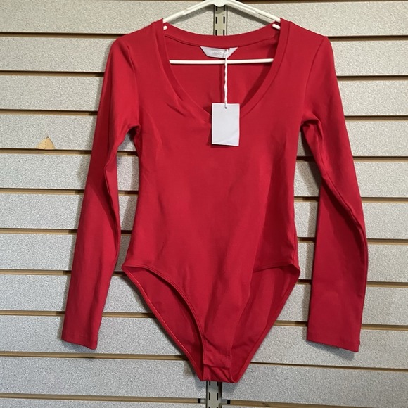 Mango Tops - NWTS Mangopop S Small Red Long Sleeve Bodysuit V Neck 32 Bust Stretch‎